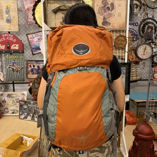 กระเป๋า Backpack ยี่ห้อ Osprey รุ่น Stratos 26 สี Magma Orange ของใหม่ มือหนึ่ง มีตำหนิเล็กน้อย **อ่านก่อนซื้อ