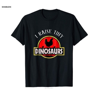 เสื้อยืด พิมพ์ลายการ์ตูนไดโนเสาร์ I Raise Tiny Dinosaurs Chicken Lover สีดํา แฟชั่นสําหรับผู้ชาย และผู้หญิง