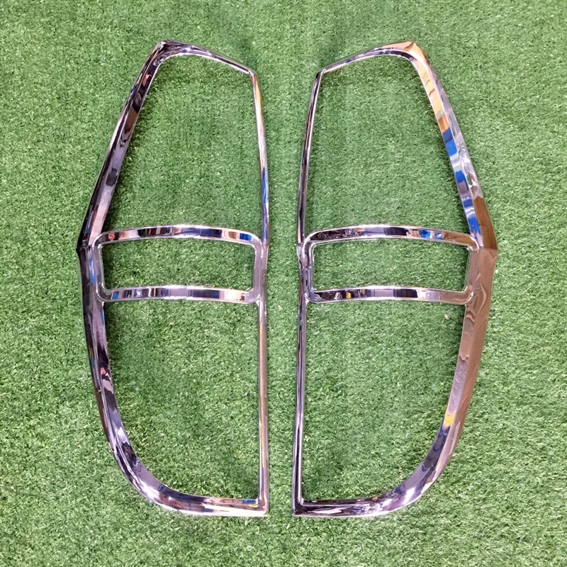 ครอบไฟท้าย H1 2008-2015 สีชุบ งาน NT