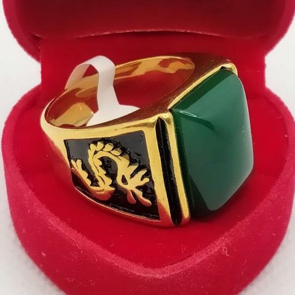 แหวนสแตนเลสแท้100% ประดับด้วยหยกพม่า ถ้าดำรับคืนทุกกรณีครับ  งานทนมากครับ - รูปที่ 2