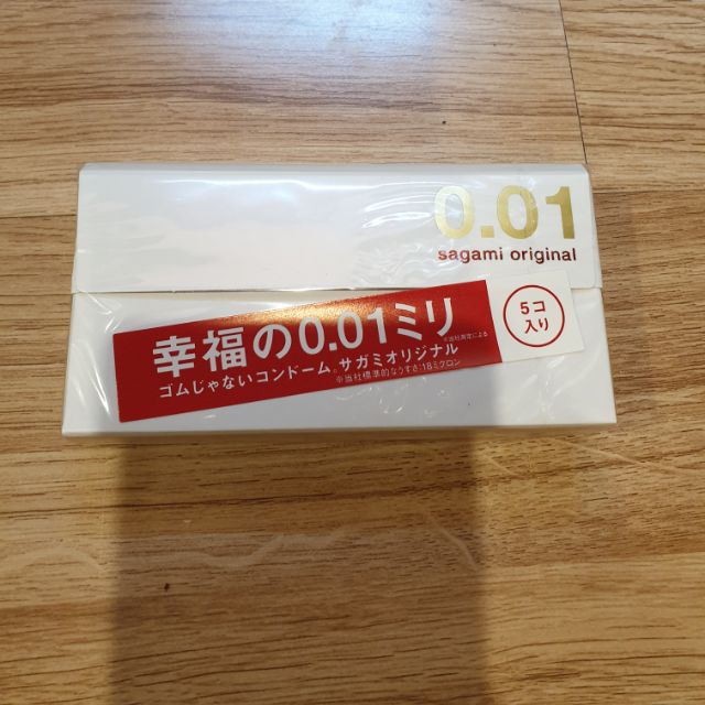 Sagami 0.01 กล่องละ 5 ชิ้น ลดล้างสต๊อก