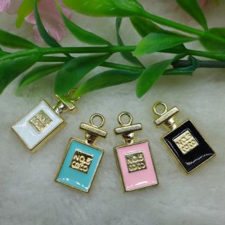 จี้ รูปขวดน้ำหอม perfume bottle pendant Chanel No.5 Charm