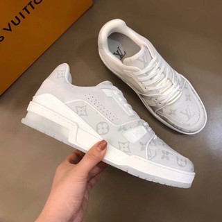 louis vuitton  lv sneaker รองเท้าผู้ชาย original grade