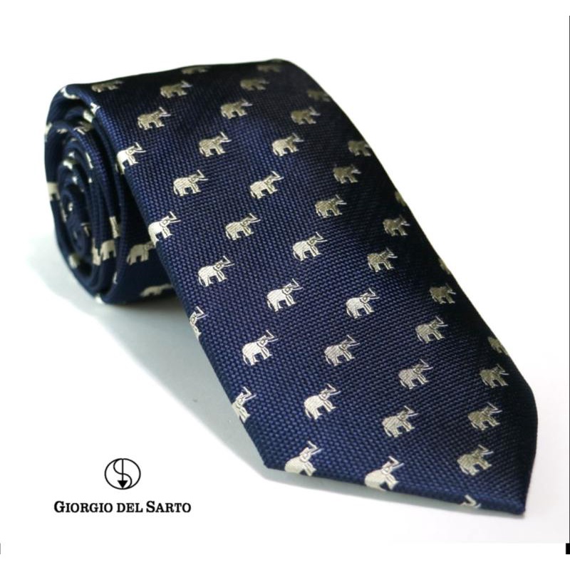Giorgio Del Sarto Elephant Silk 8.5 cm Necktie Blue Yellow Elephant with Fabric Texture เนคไทสีน้ำเงินลายช้างมีเท็กเจอร์