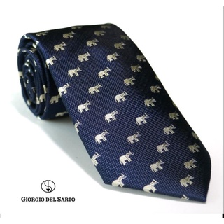 Giorgio Del Sarto Elephant Silk Necktie Blue Yellow Elephant with Fabric Texture เนคไทสีน้ำเงินลายช้างมีเท็กเจอร์