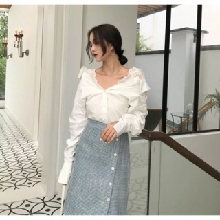 สาจ๋าาาาาาา งานเซเลปมาแล้วจ๊ะ ใน IG คนตามกันเยอะมากเลย ทางเราก็ไม่พลาดจัดมาให้นะจ๊ะ ใส่ได้หลายแบบมาก ใส่เป็นเชิ้ต