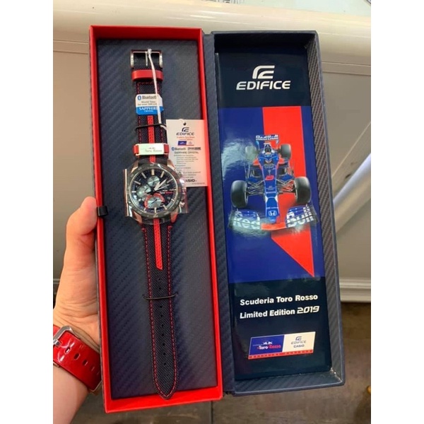 นาฬิกา Casio EDIFICE Scuderia Toro Rosso by Red Bull Limited Edition ลิมิเต็ด รุ่น EQB-1000TR-2A ของแท้ รับประกัน 1ปี
