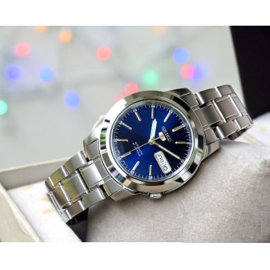 SEIKO 5 Automatic รุ่น SNKE51K1 นาฬิกาข้อมือผู้ชาย สายสแตนเลส หน้าปัดสีน้ำเงิน - ของแท้ 100% ประกันสินค้า1 ปี