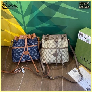 กระเป๋าสะพายข้าง Gucci พร้อมกล่อง