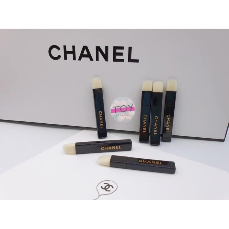Chanel eyeshadow brush แปรงอายแชโดว์ Shopee Thailand