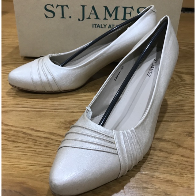 รองเท้าส้นเตี้ย ST.JAMES Size 38 มือสอง