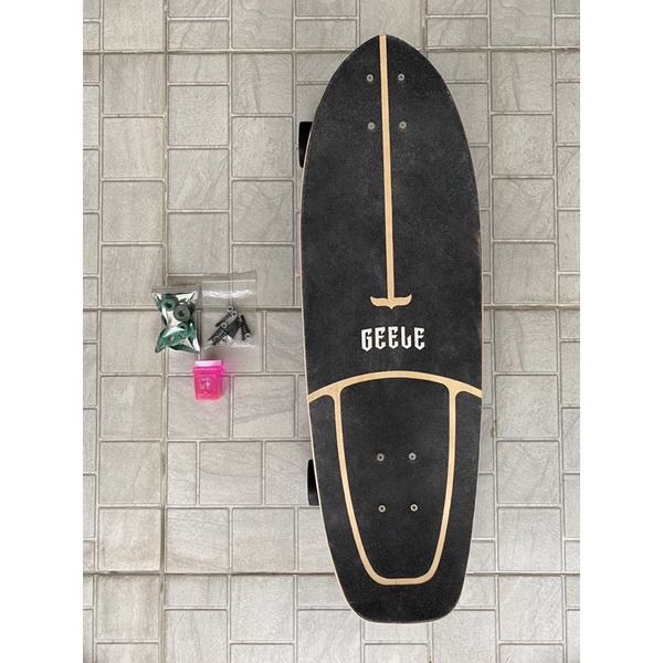 Geele surfskate เซิร์ฟสเก็ตGeele cx4 สีดำ