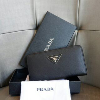 กระเป๋าสตางค์ใบยาวงานพรีเมี่ยมกิ้ฟแบรนด์ PRADA