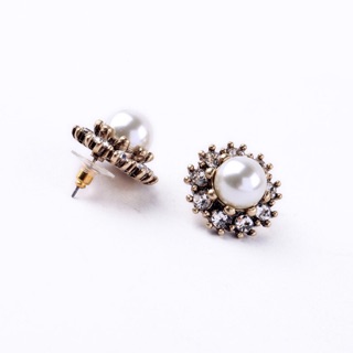 Pearl encircle tiny Crystal  Earing