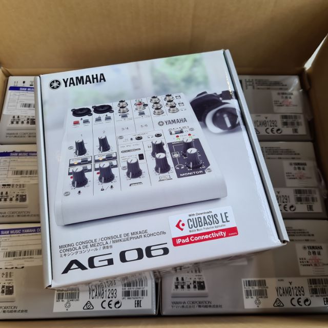 YAMAHA AG06 mixer with USB Audio Interface