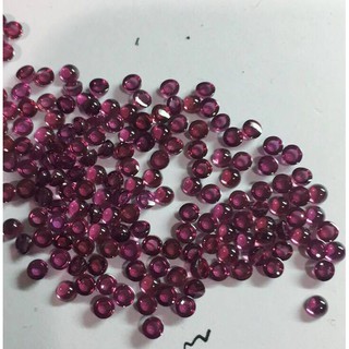 โรโดไลท์ การ์เน็ท ( Natural Rhodorite Garnet ) รูปทรงกลม หลังเบี้ย ขนาด 3 มิล (1 ชุด มี 10 กะรัต) พลอย พลอยแท้ โกเมน