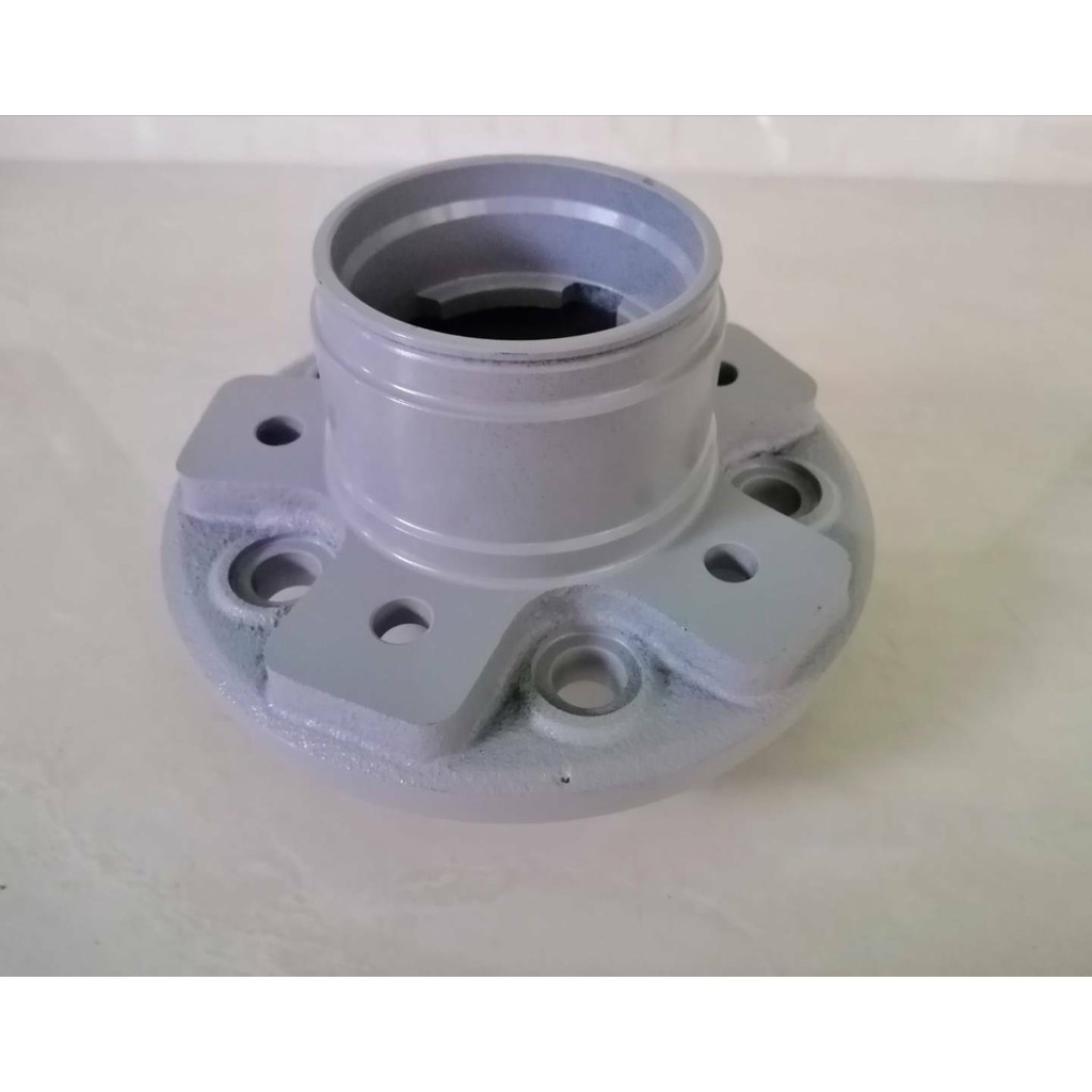 ดุมล้อหน้า TOYOTA MIGHTY-X,LN85,HERO,LN50,LN56,2L ราคาอันละ 750 บาท