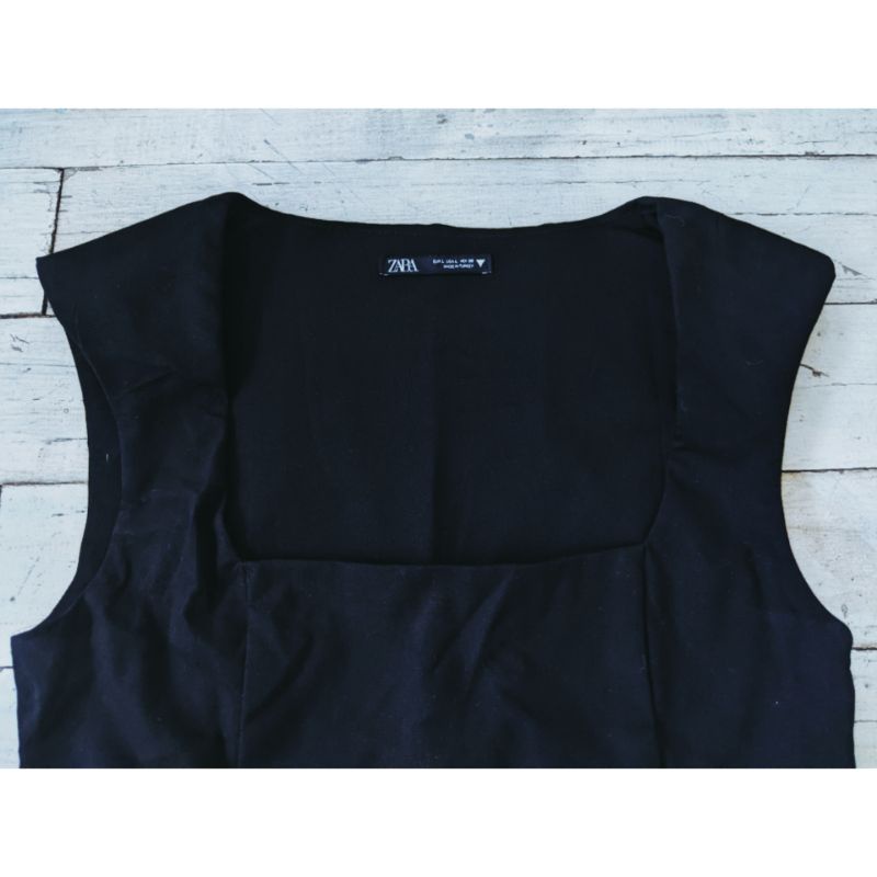บอดี้สูทเสริมไหล่ ZARA BODYSUIT WITH SHOULDER PADS (used สภาพดี