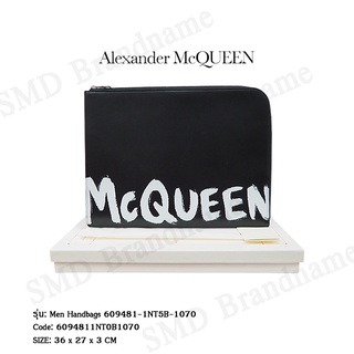 Alexander McQueen กระเป๋าคลัทช์ รุ่น Men Handbags 609481-1NT5B-1070 Code: 6094811NT0B1070