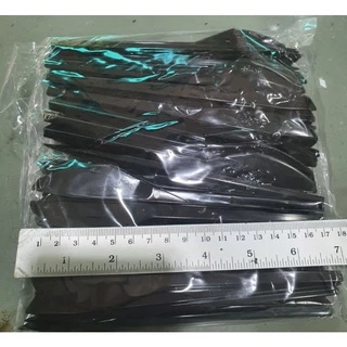 มีดพลาสติก สีดำ มีดใช้หั่นสเต๊ก หั่นขนม กั่นเบอเกอรี่ ห่อละ100 ชิ้น