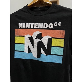 เสื้อยืดผ้าฝ้าย เสื้อยืดเกมส์มือสอง NINTENDO 64 (2022) Size S มือ2