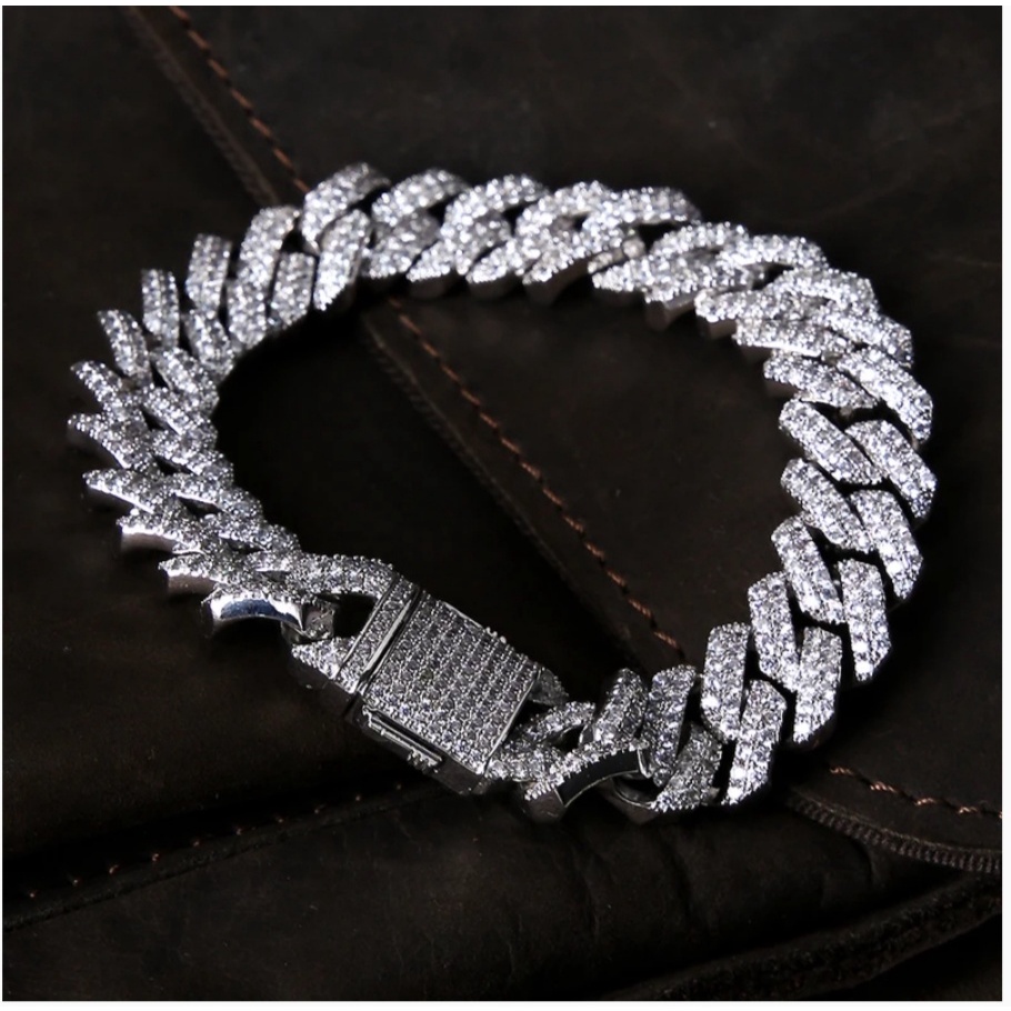 สร้อยข้อมือ KRKC&CO  Iced Cuban Link Bracelet 14K White Gold Plat