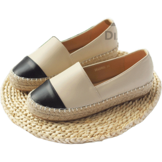โปรโมชั่น : รองเท้าทรงสวมหนังนิ่ม สไตส์Espadrilles เสริมส้น D620903