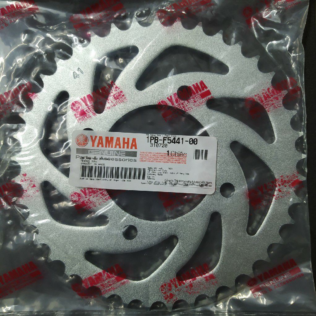 สเตอร์หลัง 428 41ฟัน  SPARK 115I  SPARK LX  FINN  JUPITER RC  428 41ฟัน แท้ YAMAHA REAR SPOCKET  UK