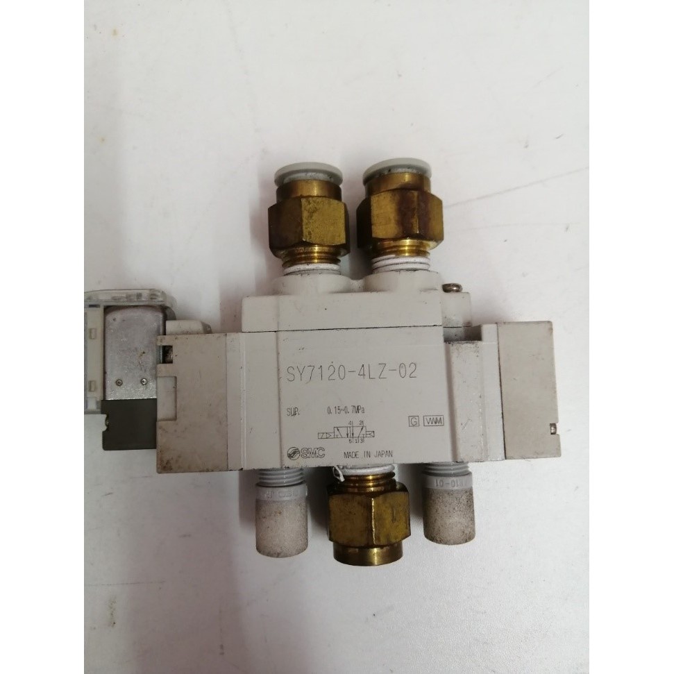 SMC Solenoid Vale 5/2 (SY7120-4LZ-02)