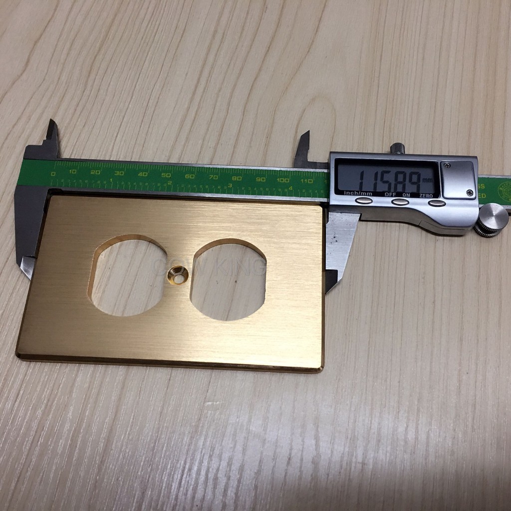 ฝาอลูมิเนียมและคารบอนยาวครอบปลั๊กหนา 5 มิล ยาว แบบ 2 ช่อง และ 4 ช่องเฉพาะฝา ไม่รวมปลั๊ก.. - รูปที่ 3