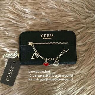 Guess leather walletแท้💯outlet กระเป๋าสตางค์ใบกลาง