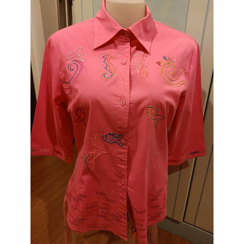 เสื้อPRADAเสื้อสาวอวบ(มือสอง)