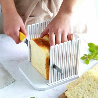 ที่หั่นขนมปัง แท่นตัดขนมปัง แท่นสไลด์ขนมปัง bread slicer