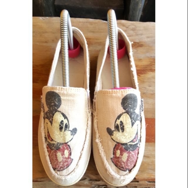 รองเท้าสลิปออน DISNEY  Ollie