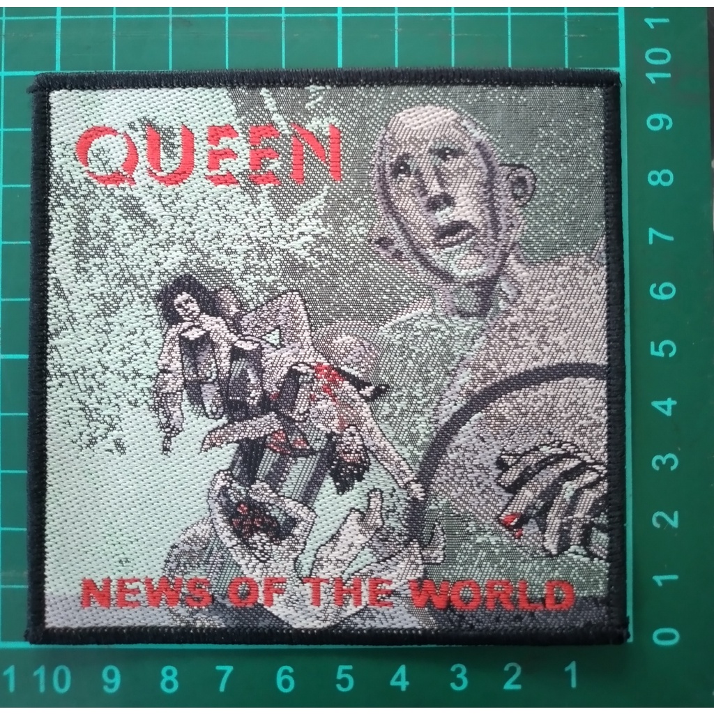 QUEEN - แผ่นแปะทอ NEWS OF THE WORLD
