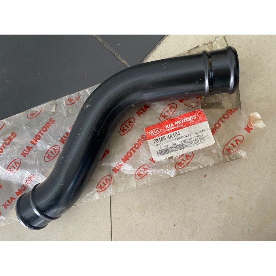 DUST INTERCOOLER (turbo to intercooler) PART [28165-4A104] KIA SORENTO BL (4 SPEED)