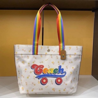 👑ผ่อน0%~แท้100%👑 กระเป๋าสะพาย สีขาวลวดลายCoach  TOTE WITH RAINBOW ROLLER SKATE GRAPHIC (COACH C4099)