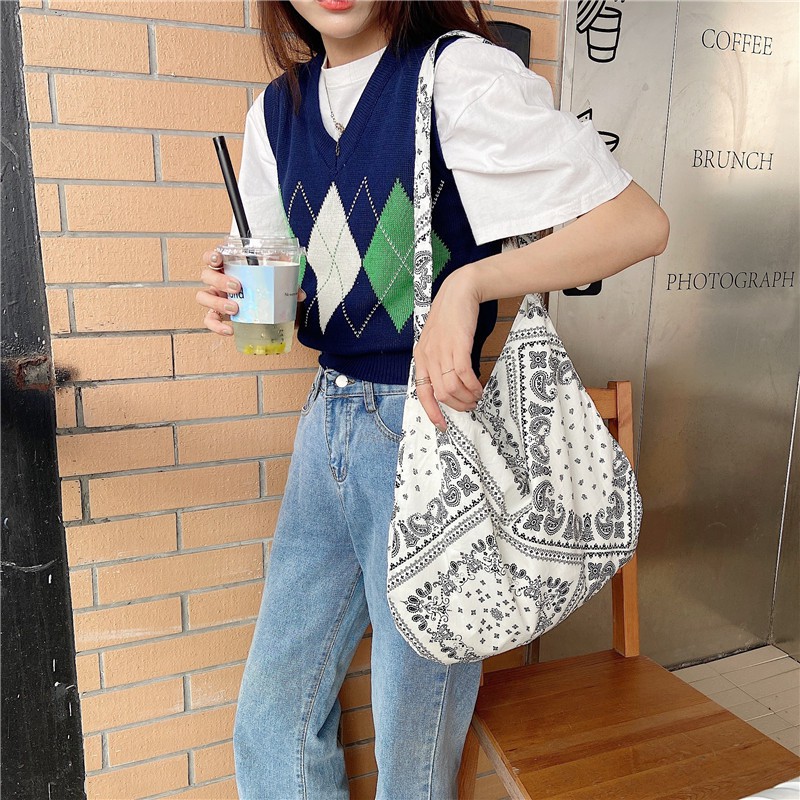C103 ส่งจากไทย กระเป๋าสะพายผ้าทิ้ง น้ำหนักเบา น่ารักสุดๆ ขนาด 17 นิ้ว ราคา ถูกที่สุด ดีลบีเคเค แกลเลอรีภาพที่ 6
