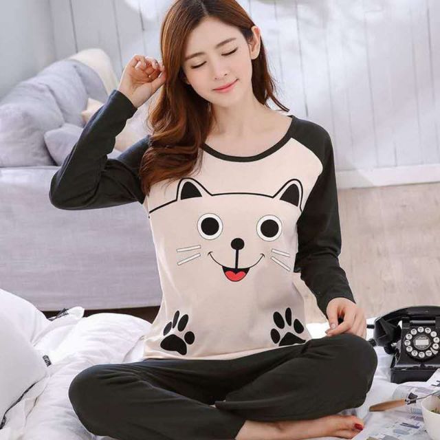 Pijamas แขนยาวพร้อมกางเกง pijamas