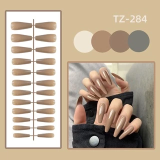 เล็บปลอม หลายสี เนิื้อเงาวาว 24 ชิ้น