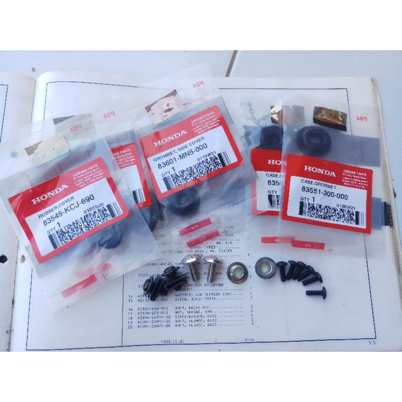 ชุดโบลท์ฝาครอบกล่องแบตเตอรี่ Tiger revo