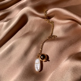 Gold &amp; Pearl Necklace - Parva Collection