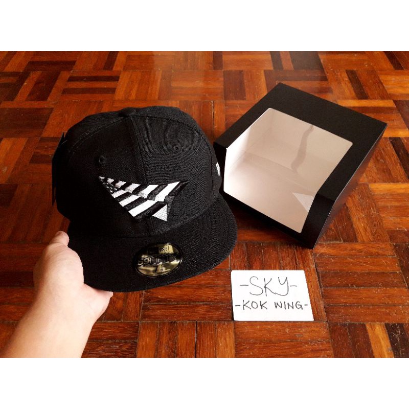 NE5950 PaperPlanes Blk/grn Cap