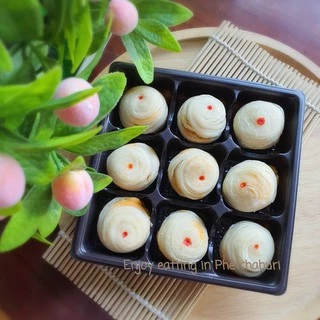 ขนมเปี๊ยะไส้ถั่วไข่เค็มอบควันเทียน ขนมเปี๊ยะท่าย์น้ำ อิสลามทานได้ เจทานได้(เฉพาะบางไส้) เปี๊ยะท่าย์น้ำ