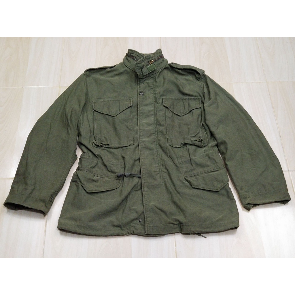 เสื้อทหาร M65 Field Jacket สีเขียว Olive ( M018 ) งานรุ่นเก่า ผลิตโดย Alpha Industries, Inc. ขนาด Sm