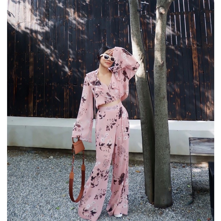 zoostudiox : crop set new in pack มือ 1 ป้ายห้อย