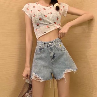 2020แบบใหม กางเกงยีนส์ผู้หญิงเอวสูงขาสั้นสีฟ้าอ่อนแถบข้าง  denim shorts womens high waist little daisy embroidery #8020