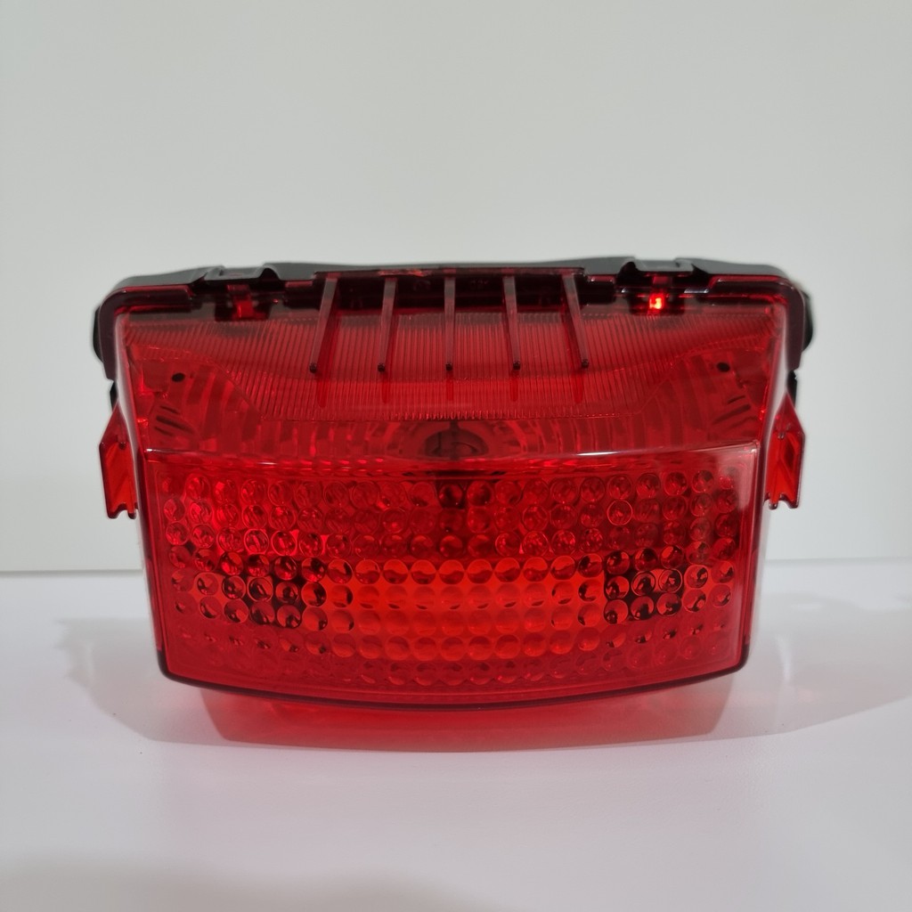 ไฟท้าย ZOOMER-X  HMA TAILLIGHT UNIT  UK