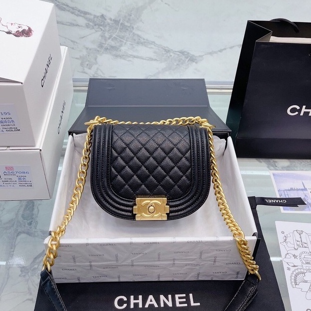 สินค้าใหม่-Chanel-กระเป๋าสตรี/กระเป๋าสะพายไหล่/หนังแท้ พร้อมส่ง ยิงจริง [ส่งฟรี] แฟชั่น เทรนด์ แบรนด์ดัง