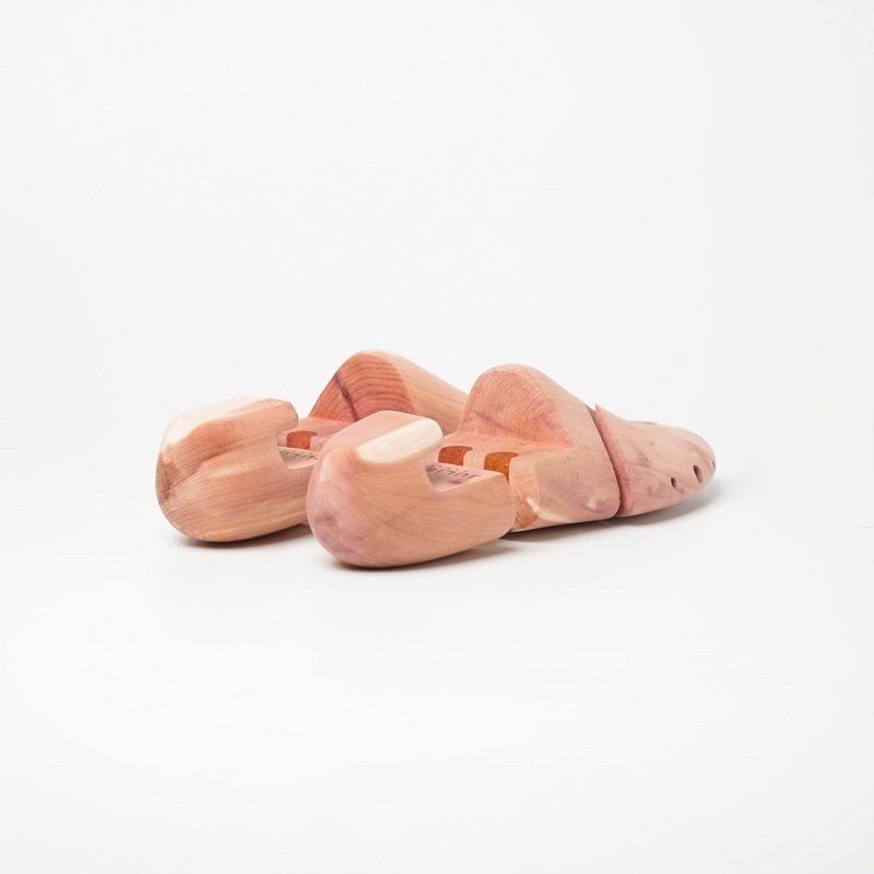 JULIETTA - ดันทรงรองเท้า Red Cedar Premium Shoe Tree made with Aromatic Redcedar from the USA.